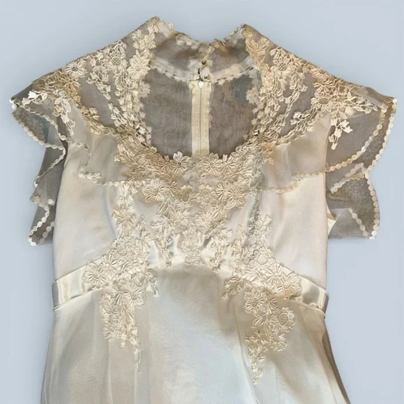 Vintage 1970s Romantic Empire Waist Union Made  White Wedding Gown Size 12 Boho - Picture 7 of 16